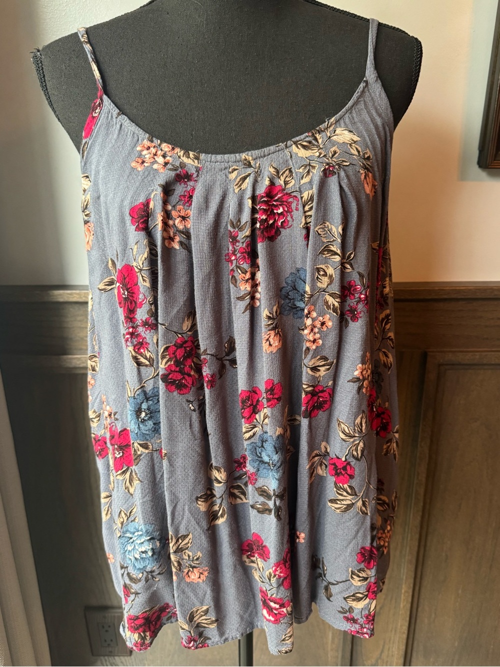 torrid Gray Floral Spaghetti-Strap Camisole with Pink & Blue Flowers 00